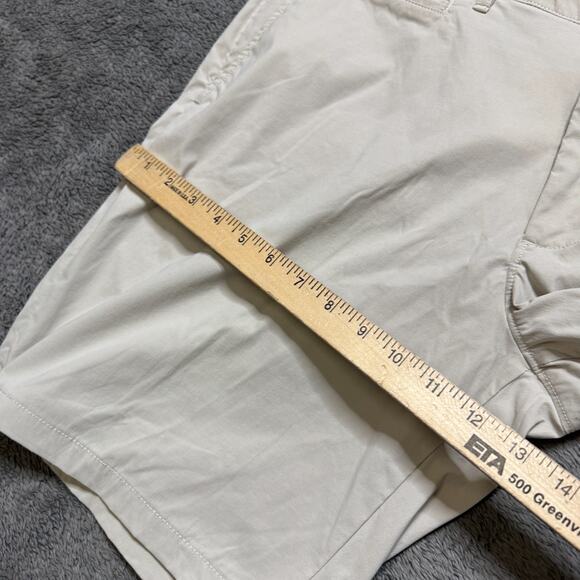 J Crew Shorts Tech Performance Mens 36x9 Light Beige Outdoor Sports Golf - Picture 6 of 8
